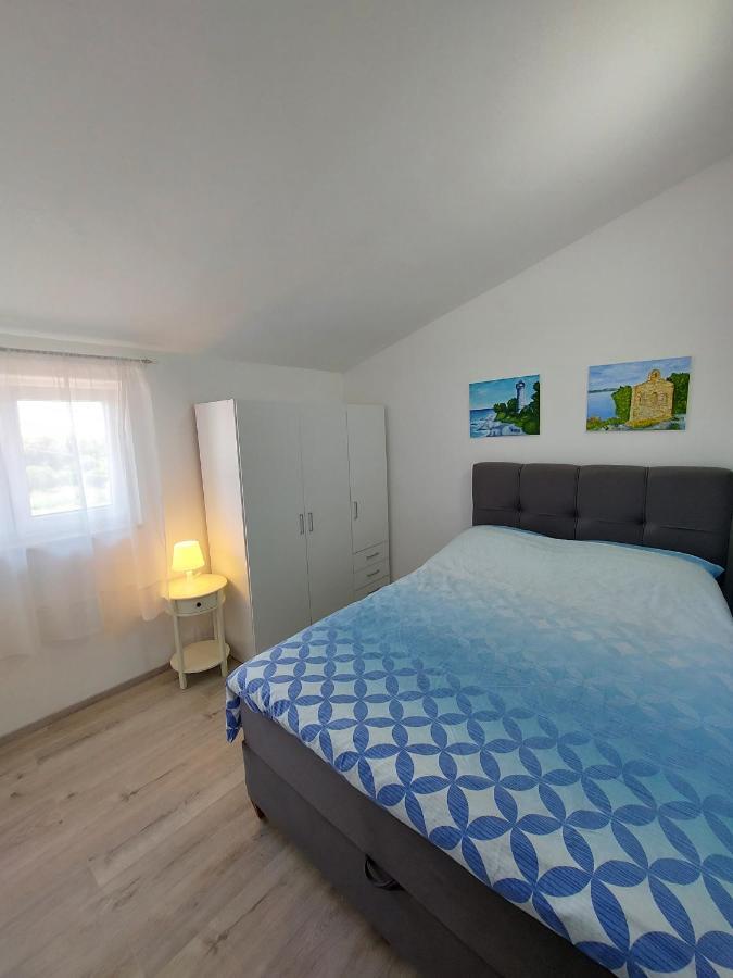 Apartman Ana Štinjan Exteriér fotografie