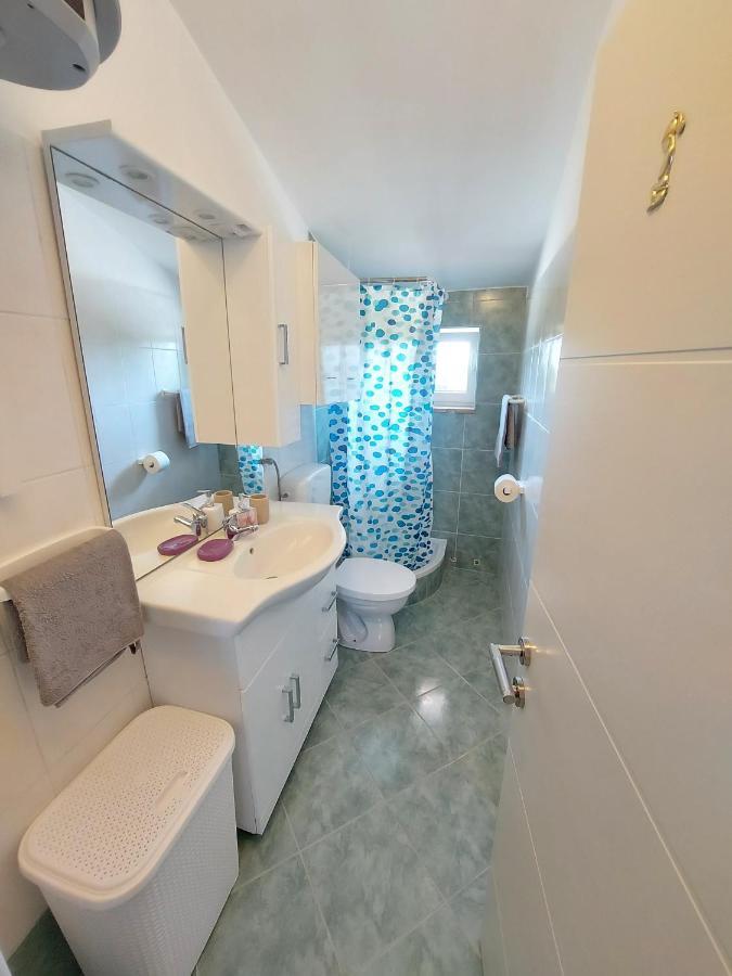 Apartman Ana Štinjan Exteriér fotografie